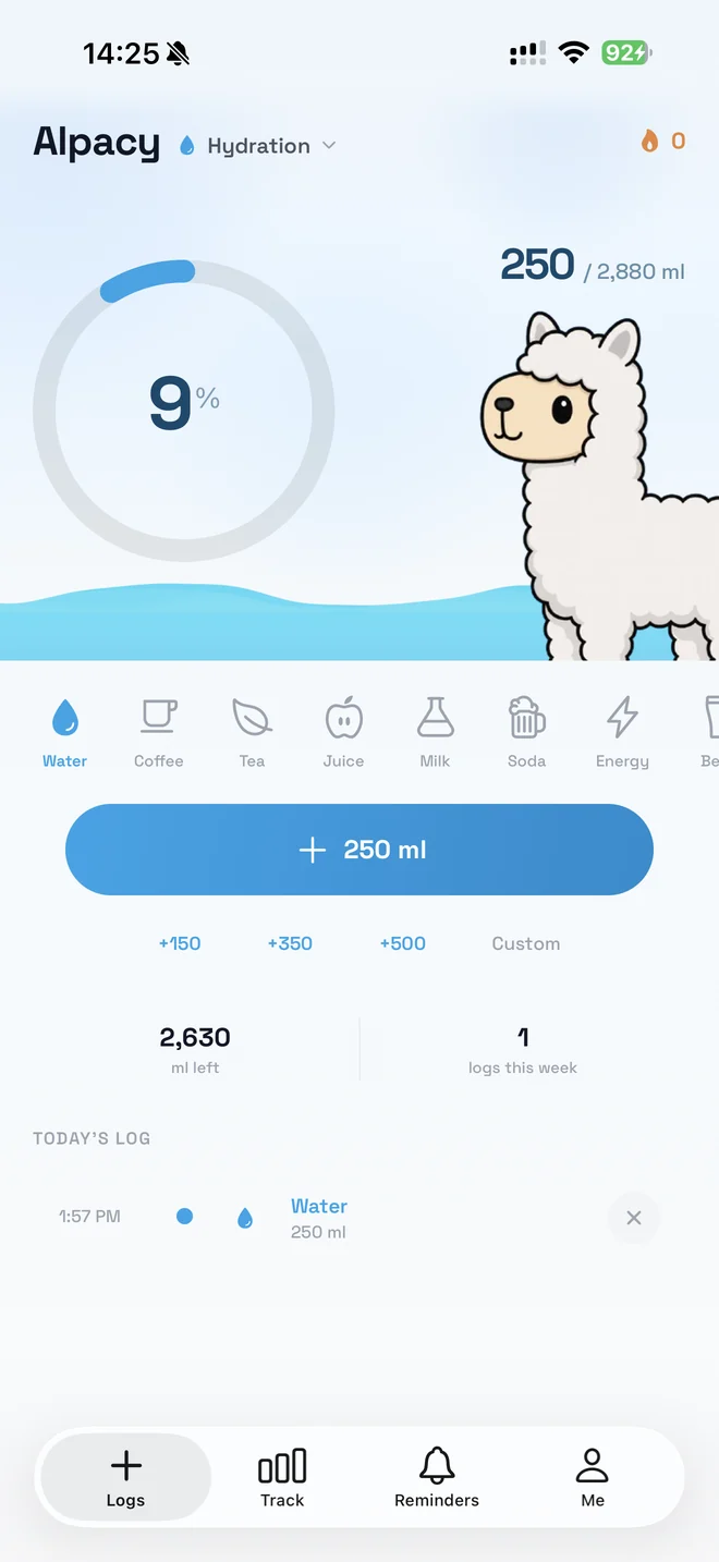 The Alpacy hydration screen with a 9% water ring, the alpaca and a 250 ml quick-add button